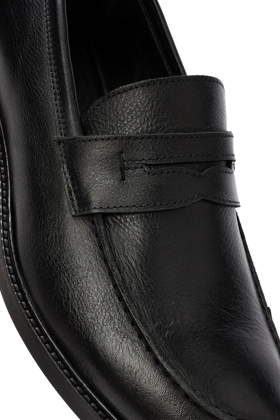 Men's Black Leather Classic Loafer