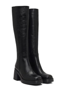 Woman Black Zip Closure Chunky Heeled Leather Boots | Derimod