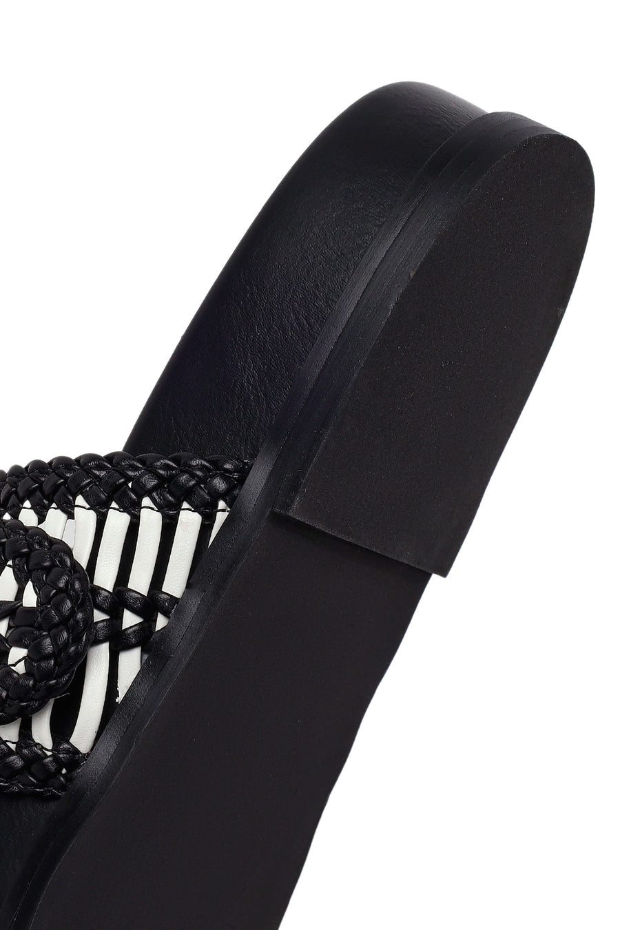 Woman Black Double-Buckle Braided Slipper