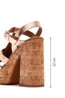 Kadın Pembe Altın Deri Platform Topuklu Sandalet | Derimod