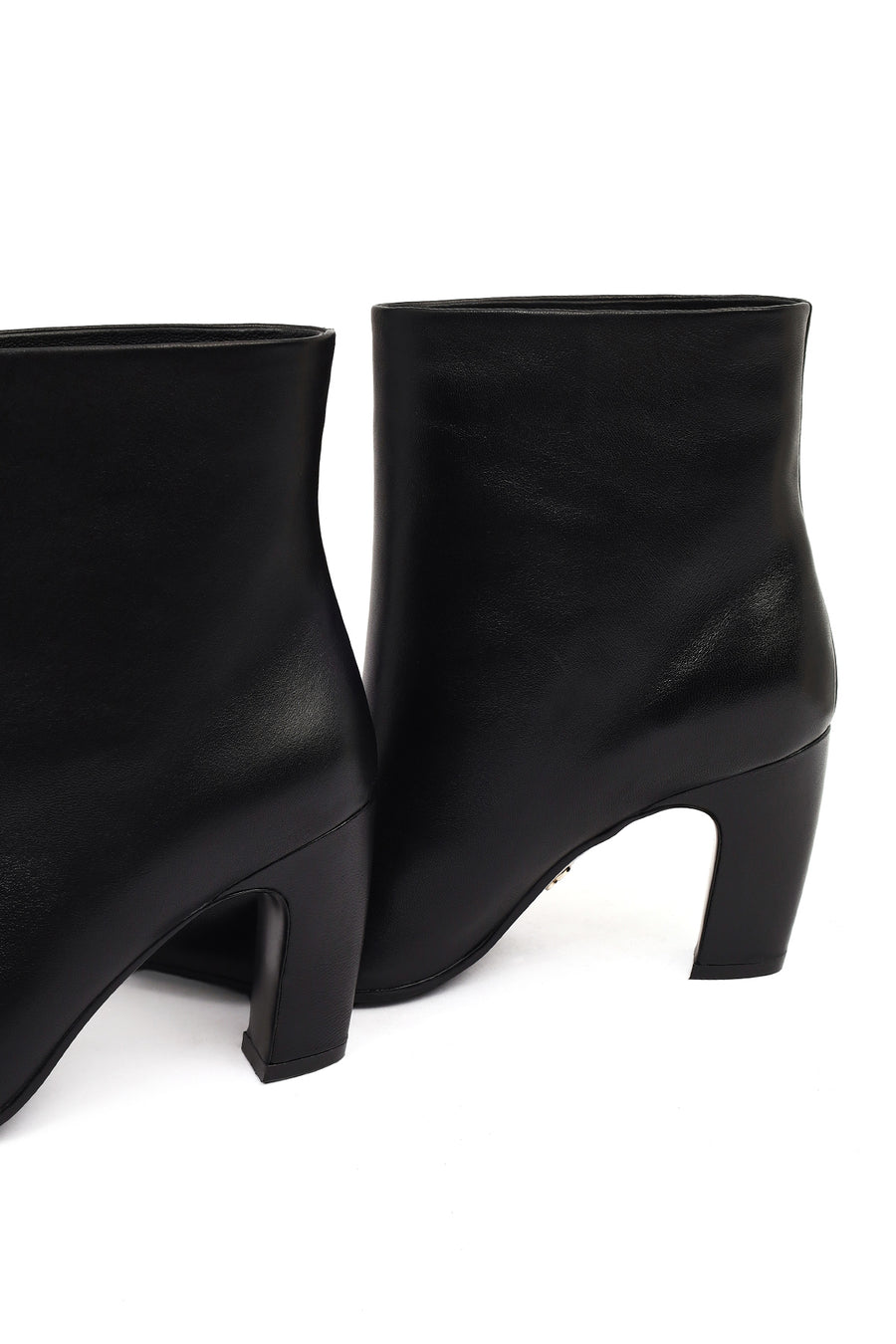 Women's Black Thick Heeled Leather Boots