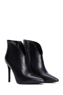 Women's Black Leather Heeled Classic Bootie | Derimod