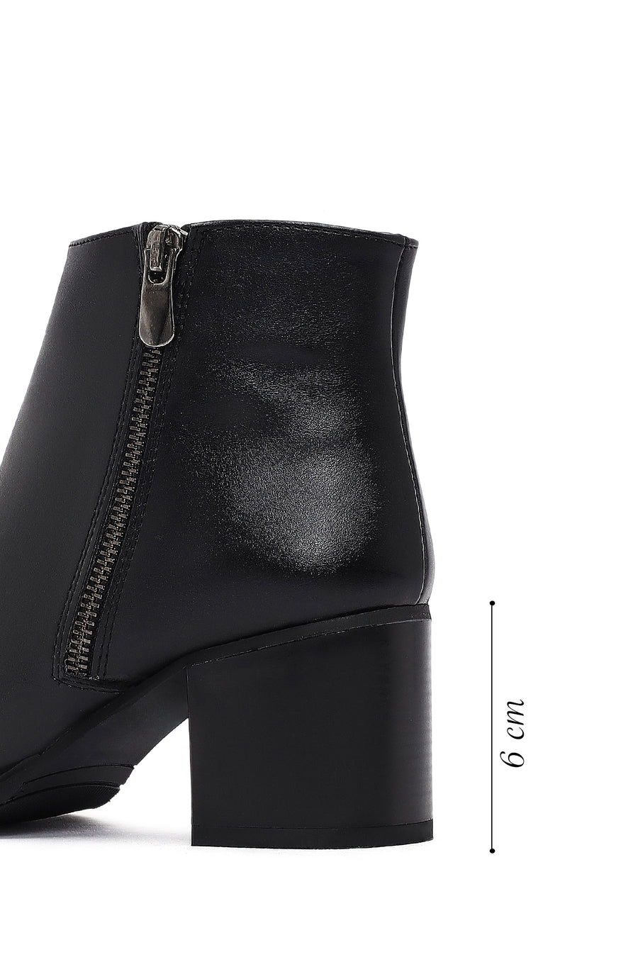 Woman Black Zip Closure Chunky-Heeled Boots