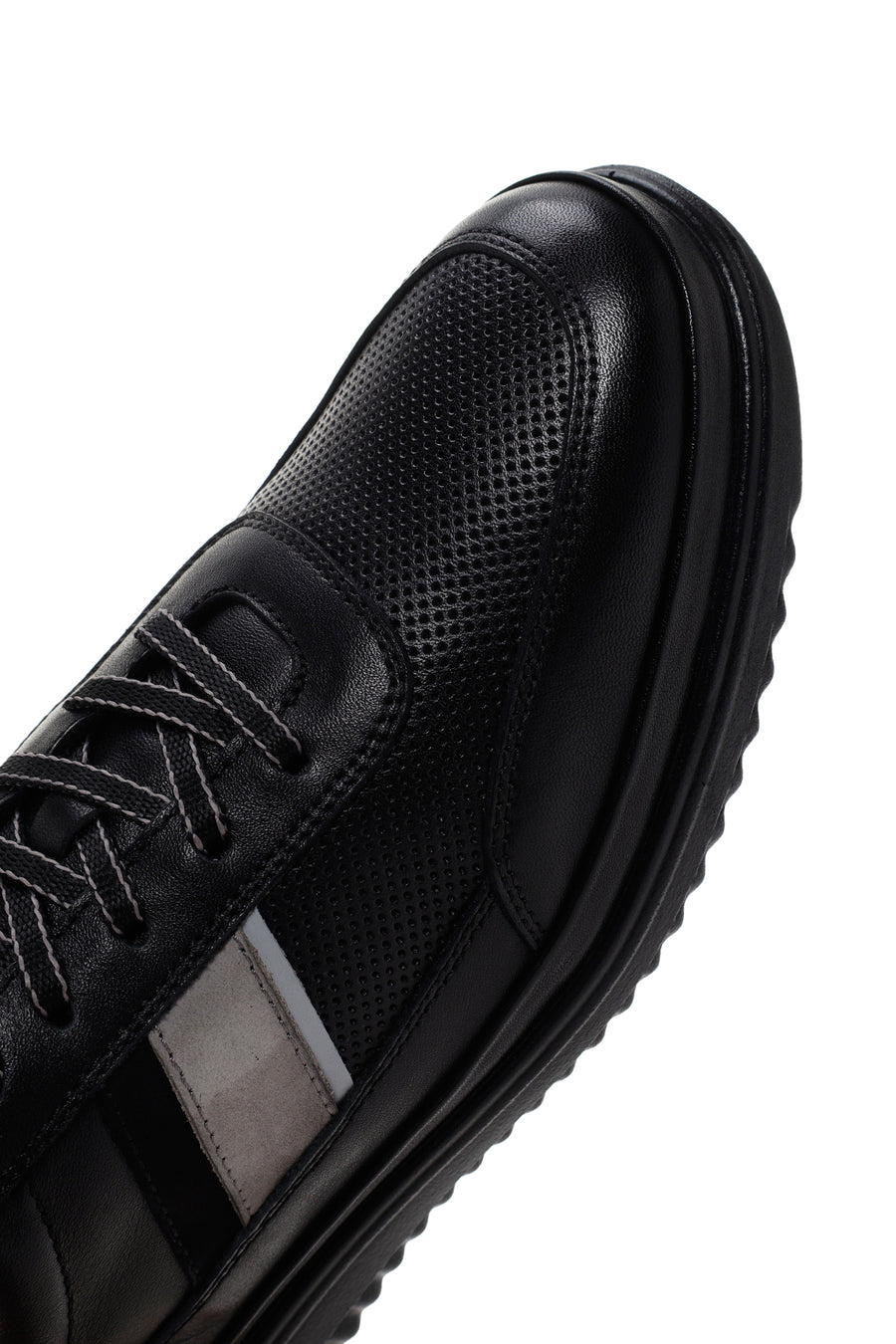 Men's Black Lace-up Leather Sneaker