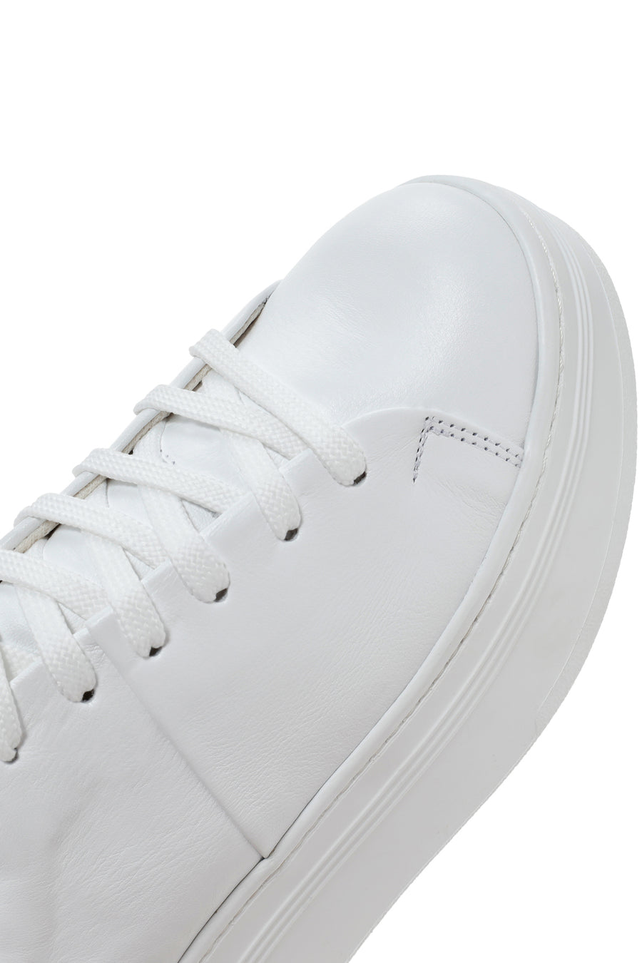 Kadın Beyaz Kalın Tabanlı Bağcıklı Deri Sneaker
