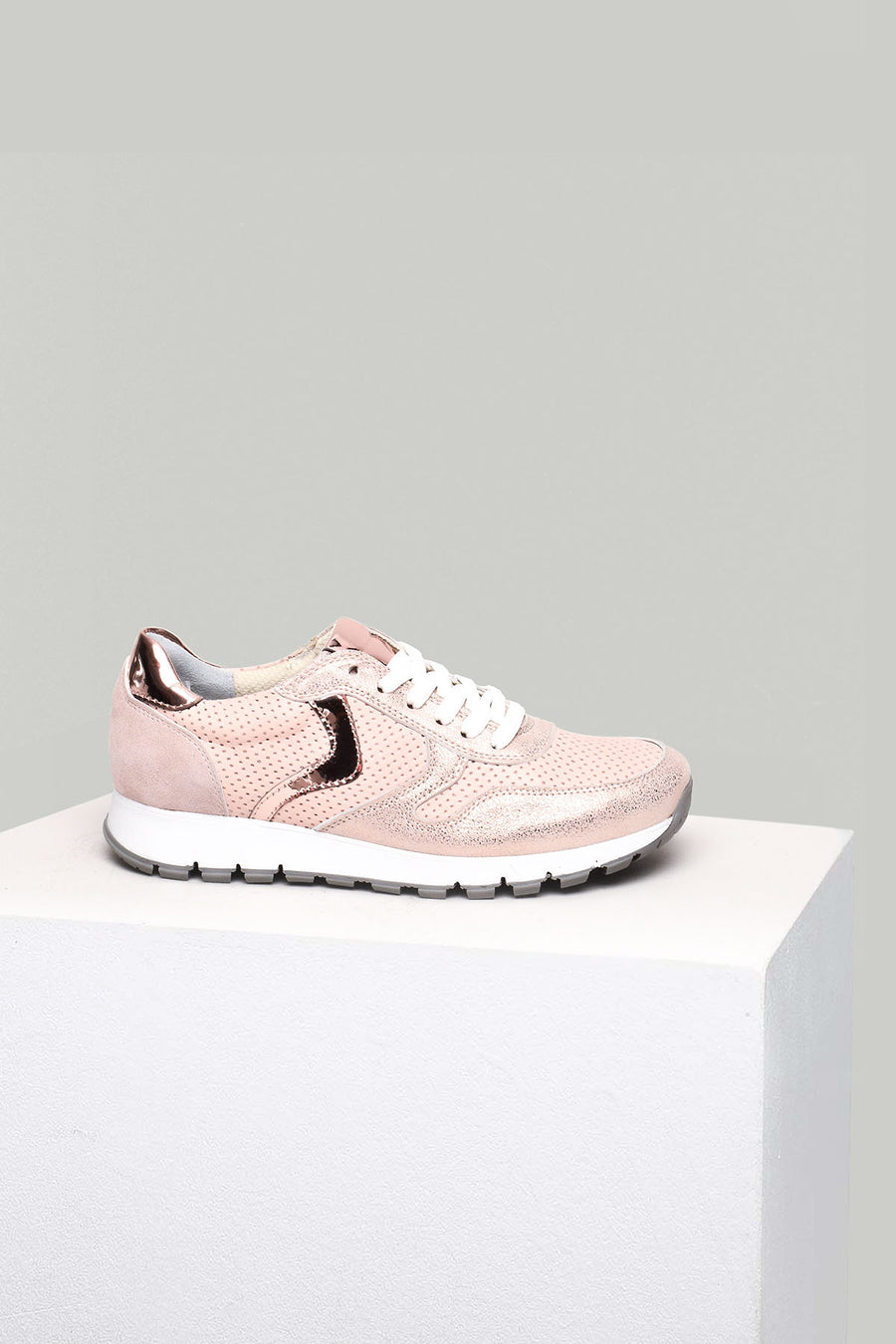 Women's Leather Sports Shoes
