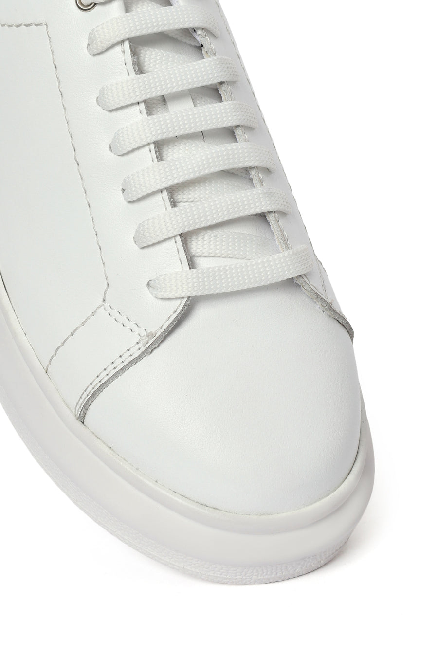Kadın Beyaz Bağcıklı Kalın Tabanlı Deri Sneaker