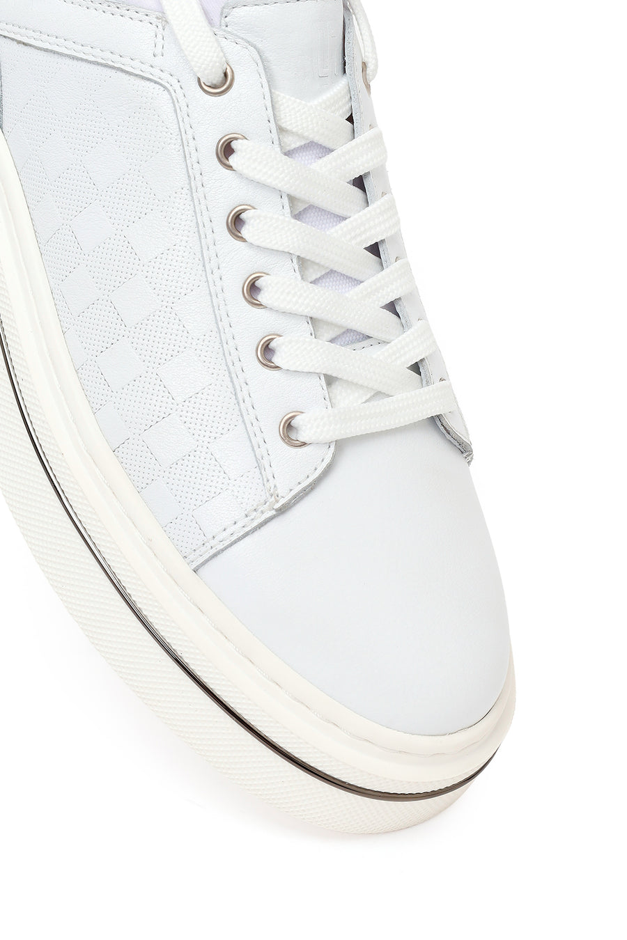 Male White Lace-Up Leather Sneaker