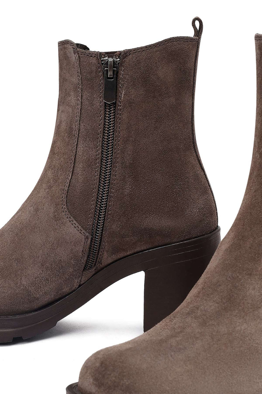 Woman Mink Zip Closure Thick-Heeled Suede Boots