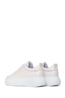 Kadın Beyaz Bağcıklı Kalın Tabanlı Sneaker | Derimod