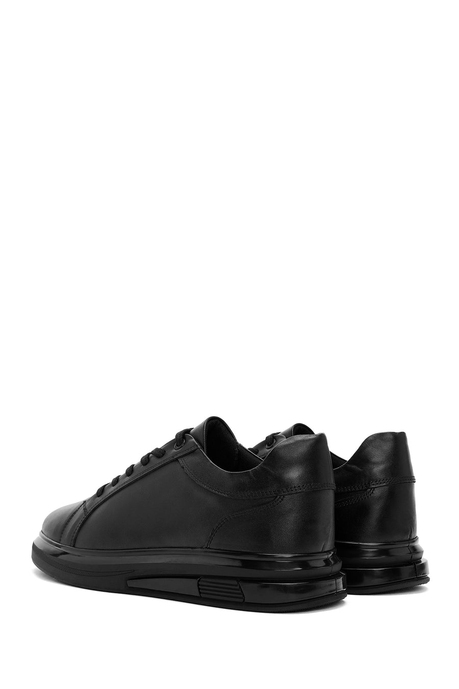 Men's Black Lace-up Leather Sneaker