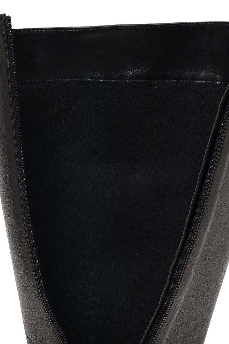 Woman Black Zip Closure Leather Boots