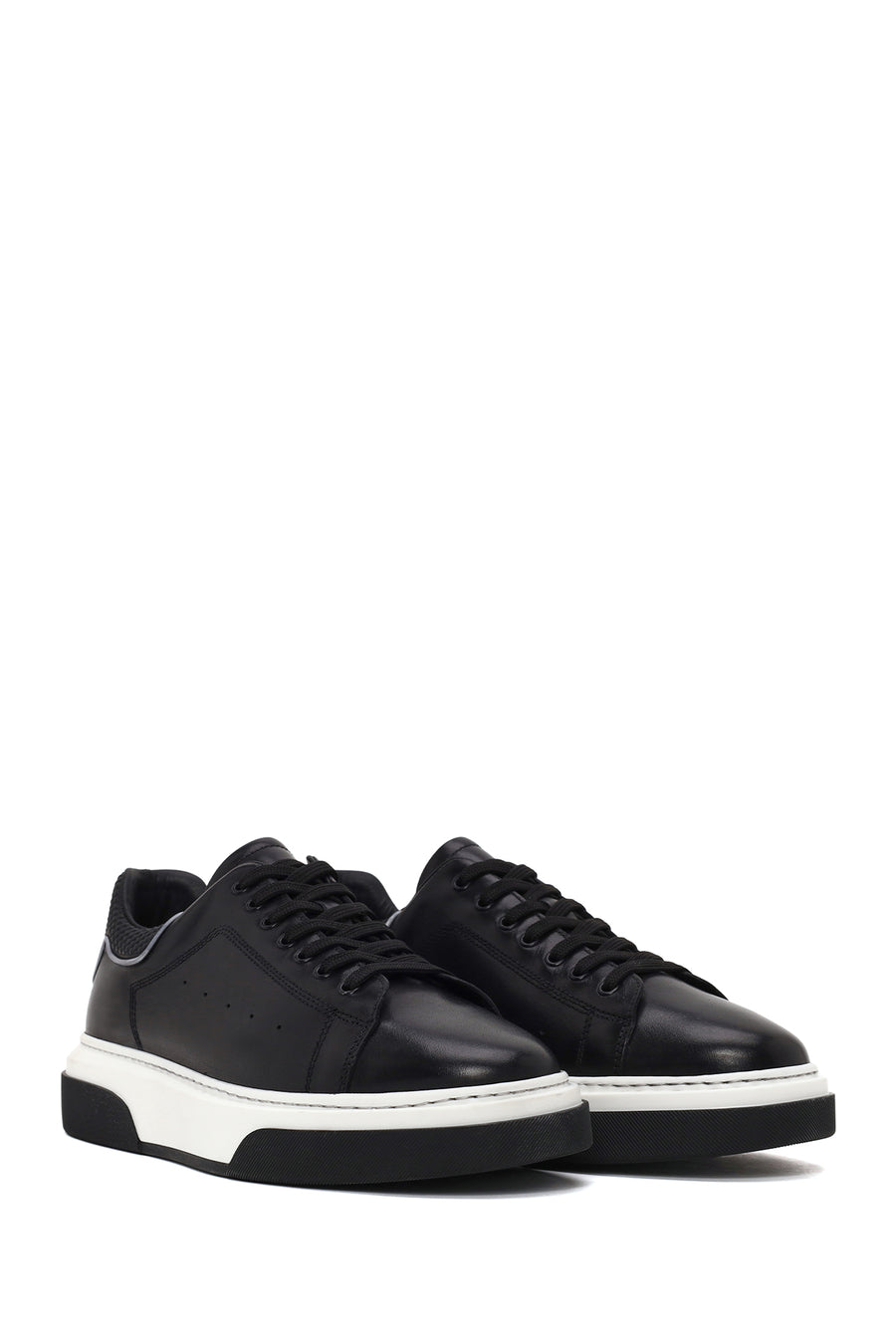 Male Black Lace-Up Thick-Soled Leather Sneaker