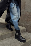 Woman Black Zip Closure Thick-Soled Leather Boots | Derimod