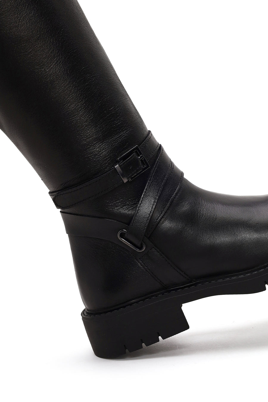 Woman Black Zip Closure Leather Boots