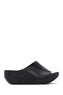 Women's Black Thick Soled Comfort Slippers | Derimod