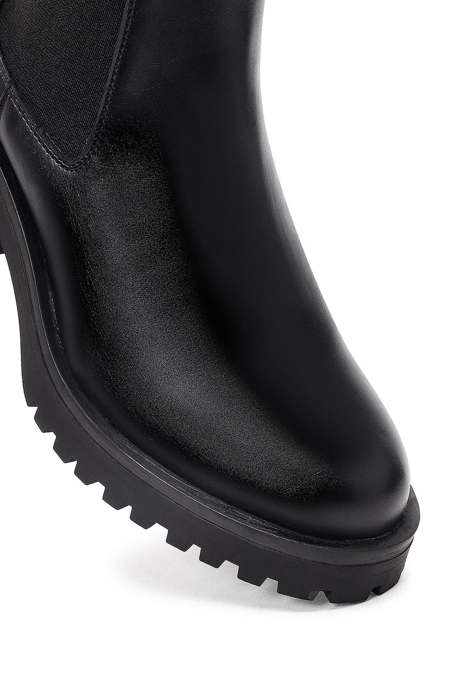 Woman Black Chunky-Heeled Chelsea Boots