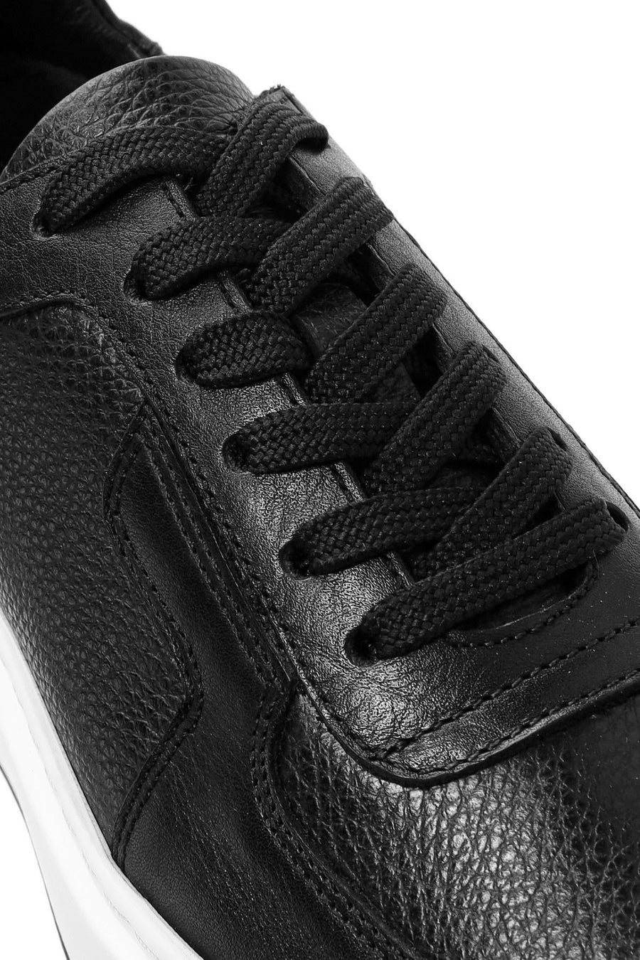 
Men's Black Lace-Up Thick Sole Leather Sneaker
