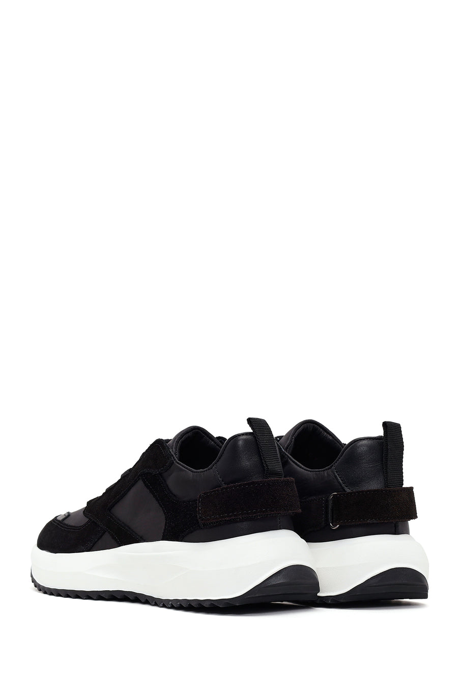 Kadın Siyah Bağcıklı Kalın Tabanlı Deri Sneaker