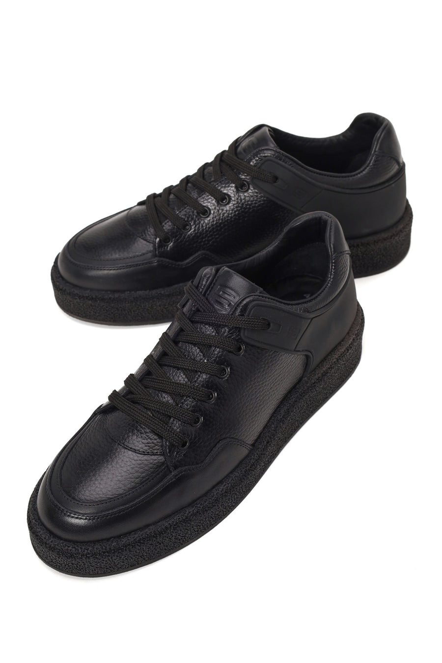 Male Black Lace-Up Thick-Soled Leather Sneaker