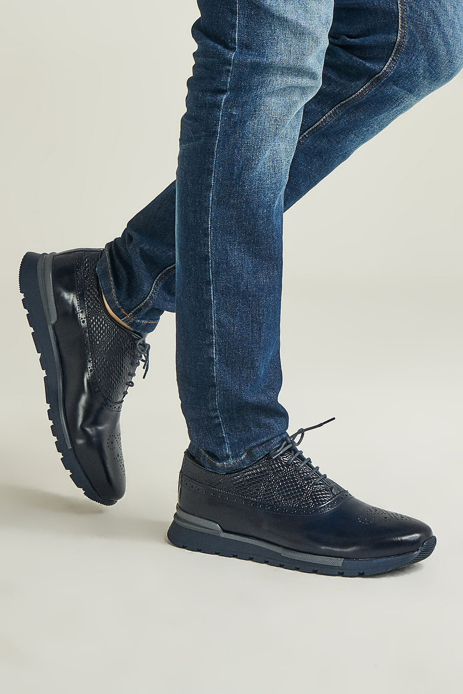 Crocodile Patterned Men's Leather Shoes