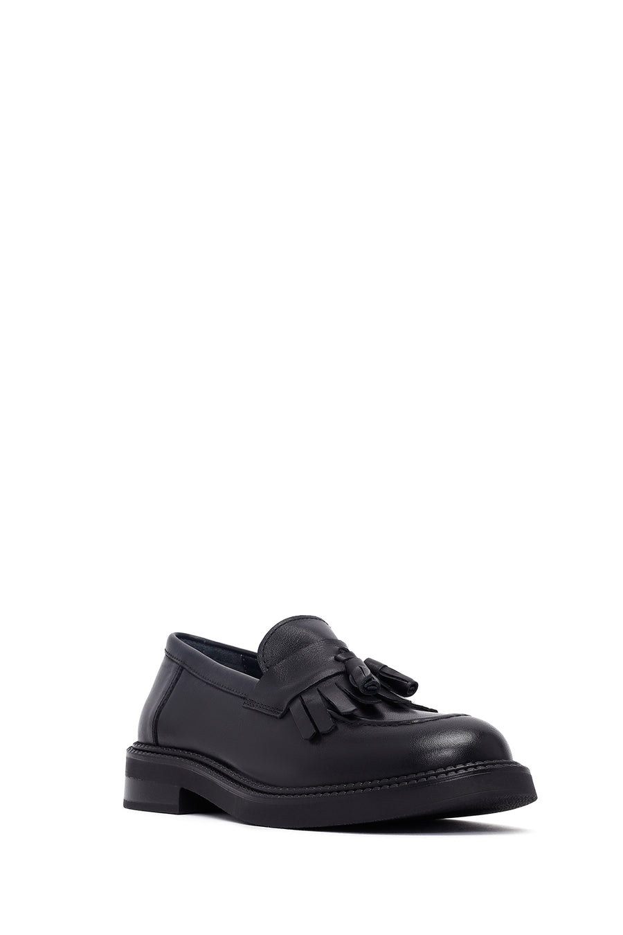 Woman Black Tasselled Leather Masculine Loafer