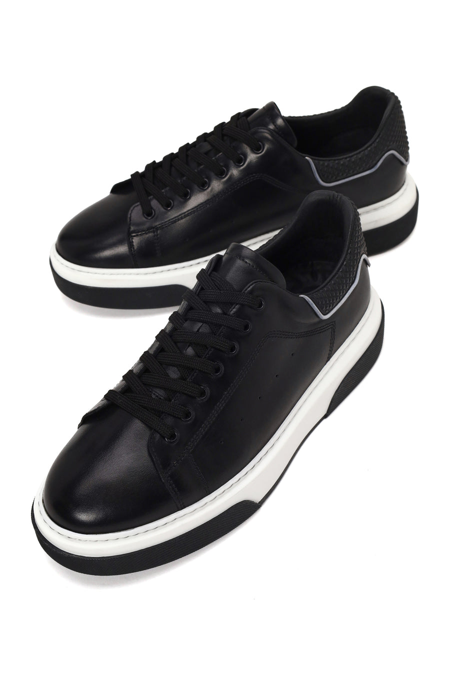 Male Black Lace-Up Thick-Soled Leather Sneaker