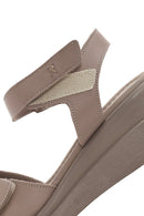 Kadın Vizon Bilekten Bantlı Deri Comfort Sandalet | Derimod