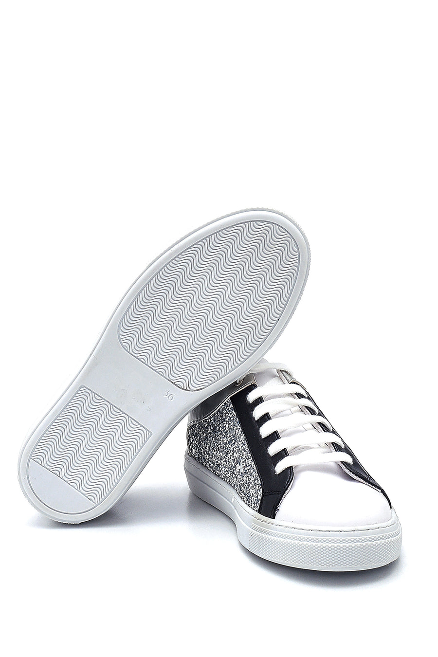 Kadın Yıldız Detaylı Sneaker