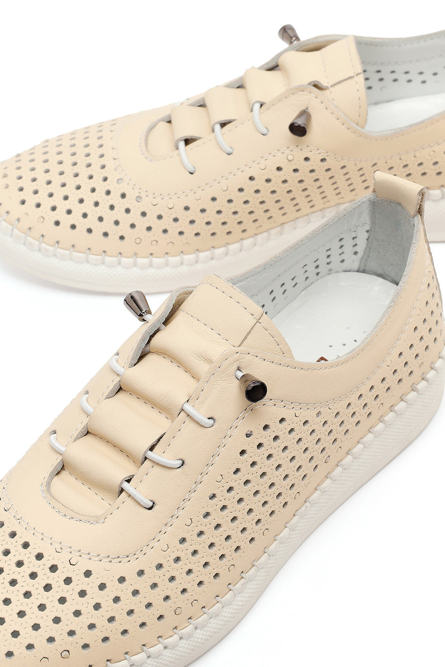 Woman Beige Leather Comfort Shoes