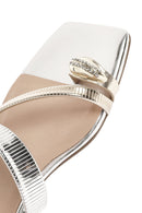 Woman Gray Stone-Embellished Metallic Slipper | Derimod