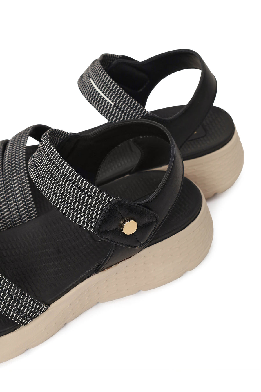 Woman Black Thick-Soled Fabric Comfort Sandal
