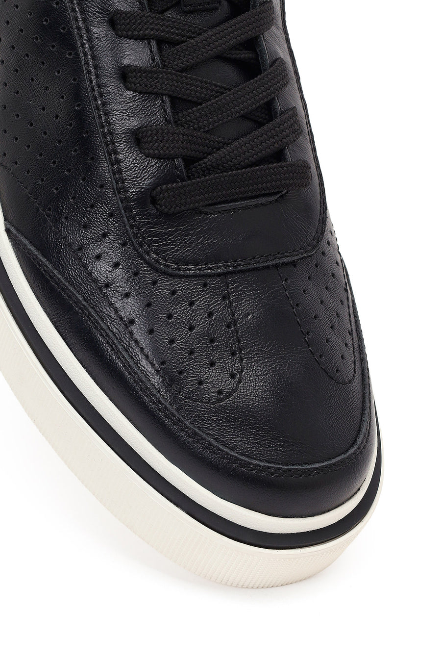 Male Black Lace-Up Leather Sneaker