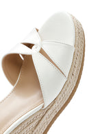 Kadın Beyaz Bilekten Tokalı Dolgu Topuklu Espadril Sandalet | Derimod