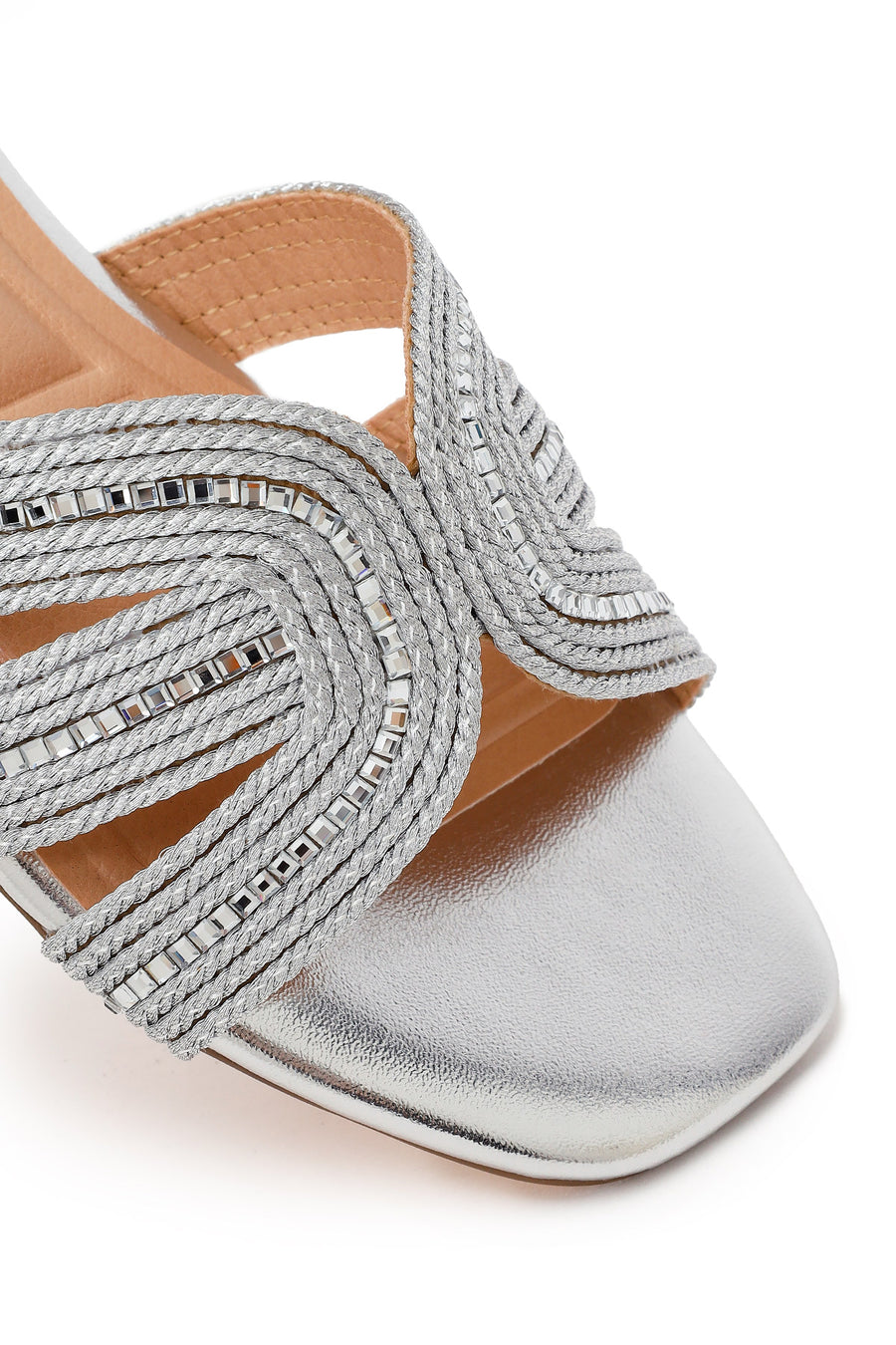 Woman Silver Slipper with Stones