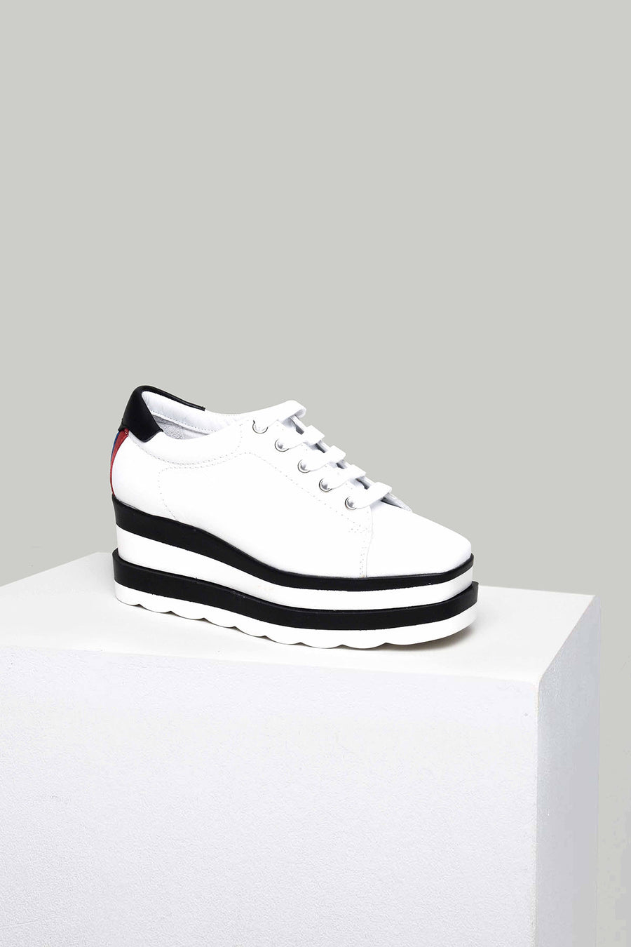 High-Sole Women's Leather Sports Shoes