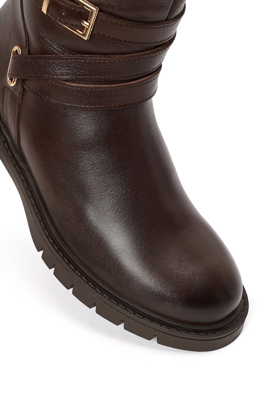 Woman Brown Zip Closure Leather Boots