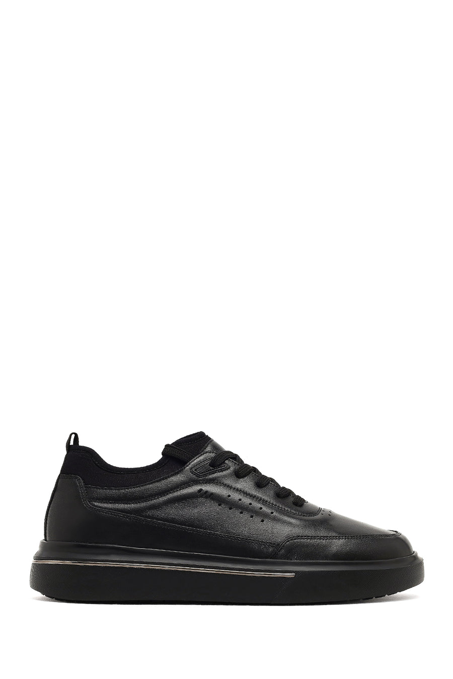 Erkek Siyah Bağcıklı Kalın Tabanlı Deri Sneaker 25WFD612714 | Derimod