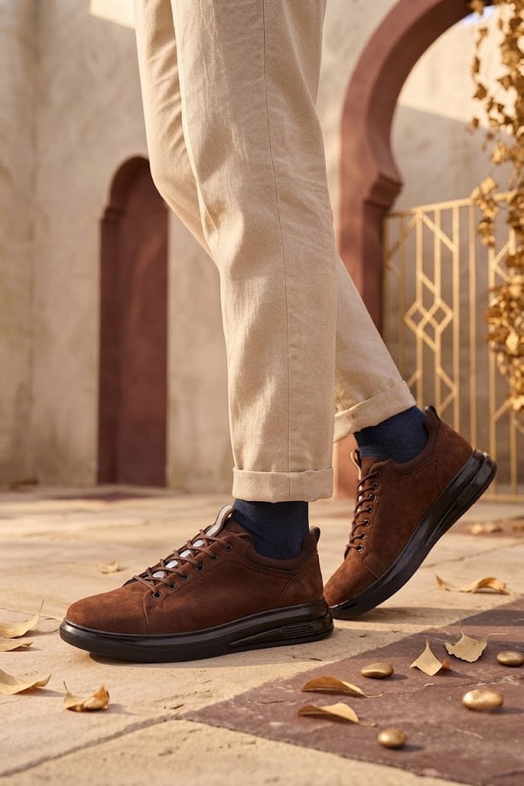 Erkek Kahverengi Bağcıklı Nubuk Deri Sneaker