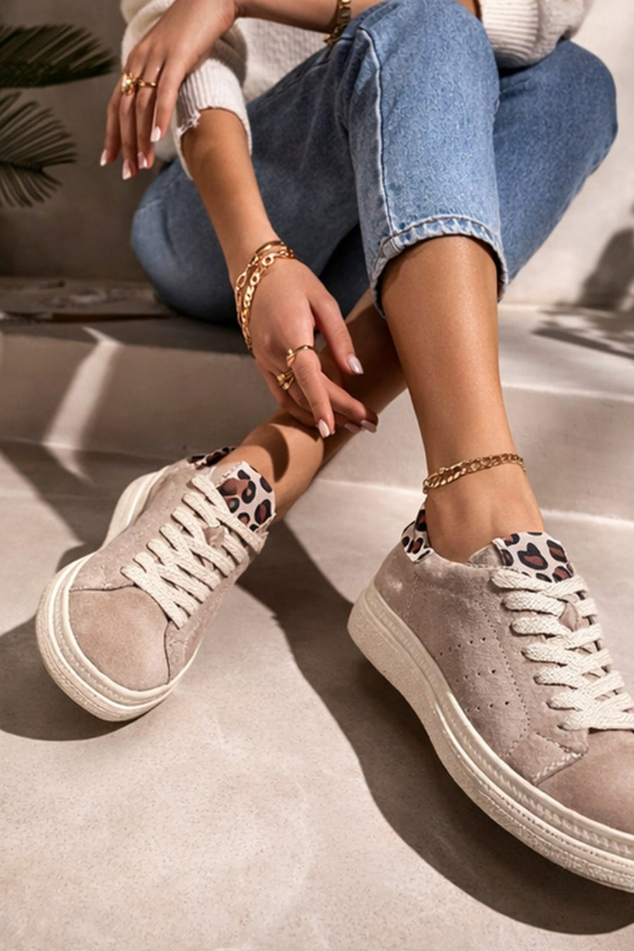 Kadın Bej Bağcıklı Süet Deri Sneaker