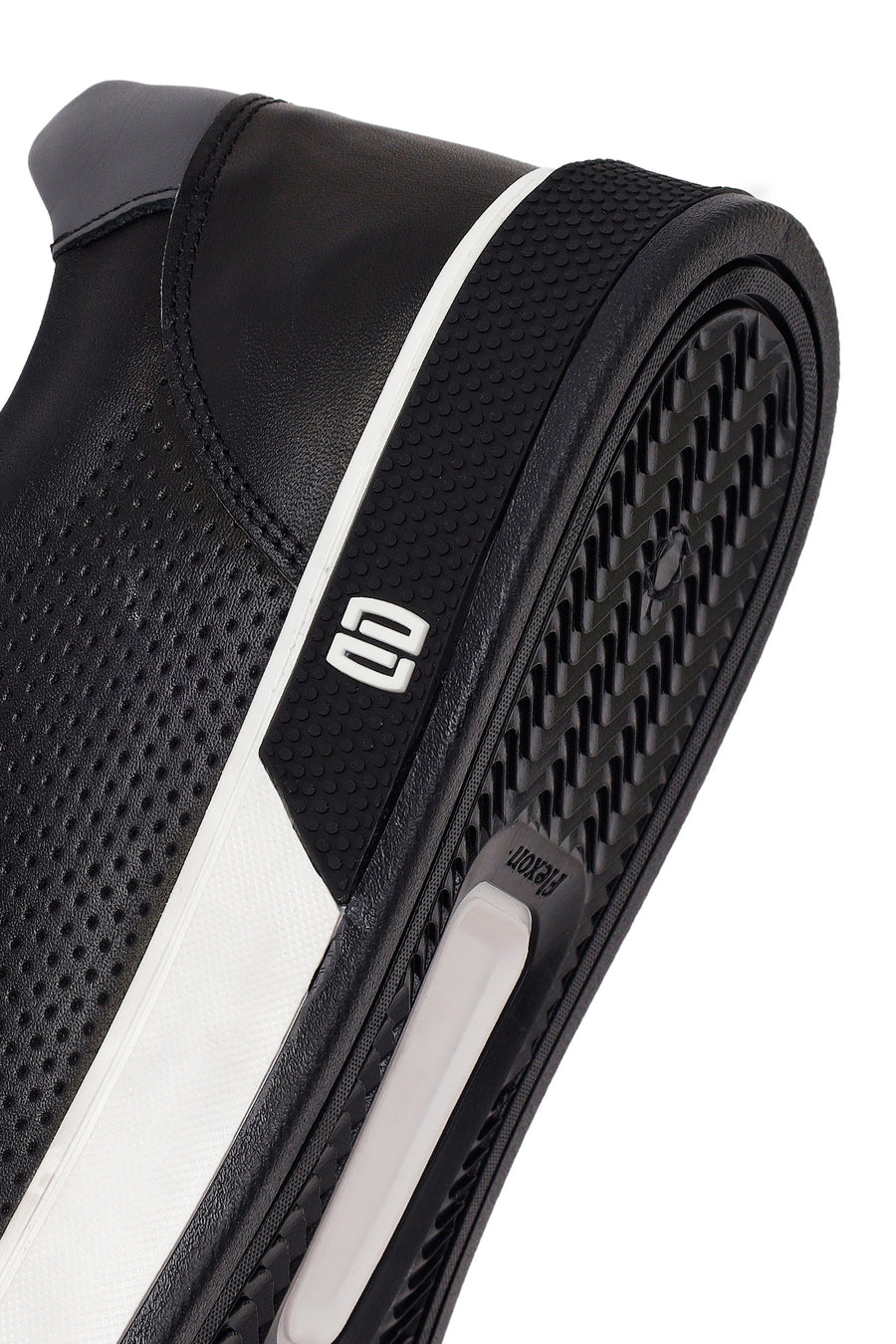 Male Black Lace-Up Leather Sneaker