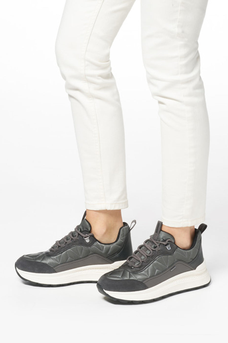 Geox Kadın Gri Bağcıklı Kalın Tabanlı Kumaş Sneaker