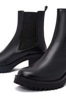 Woman Black Chunky-Heeled Chelsea Boots | Derimod