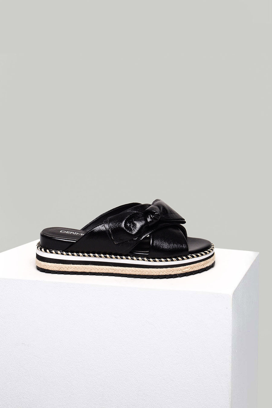 Black Women's Slippers