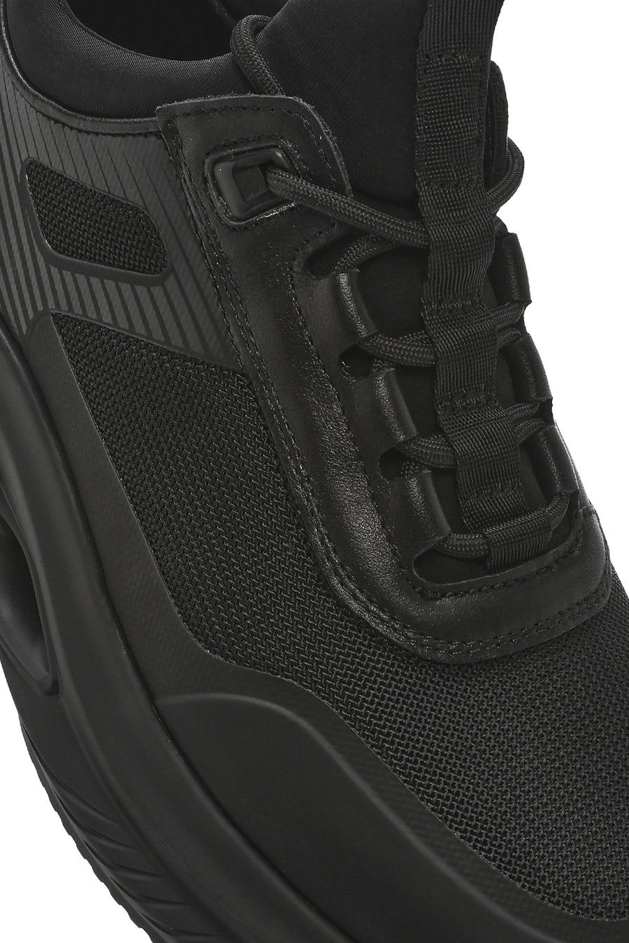 Erkek Siyah Kalın Tabanlı Bağcıklı Kumaş Sneaker