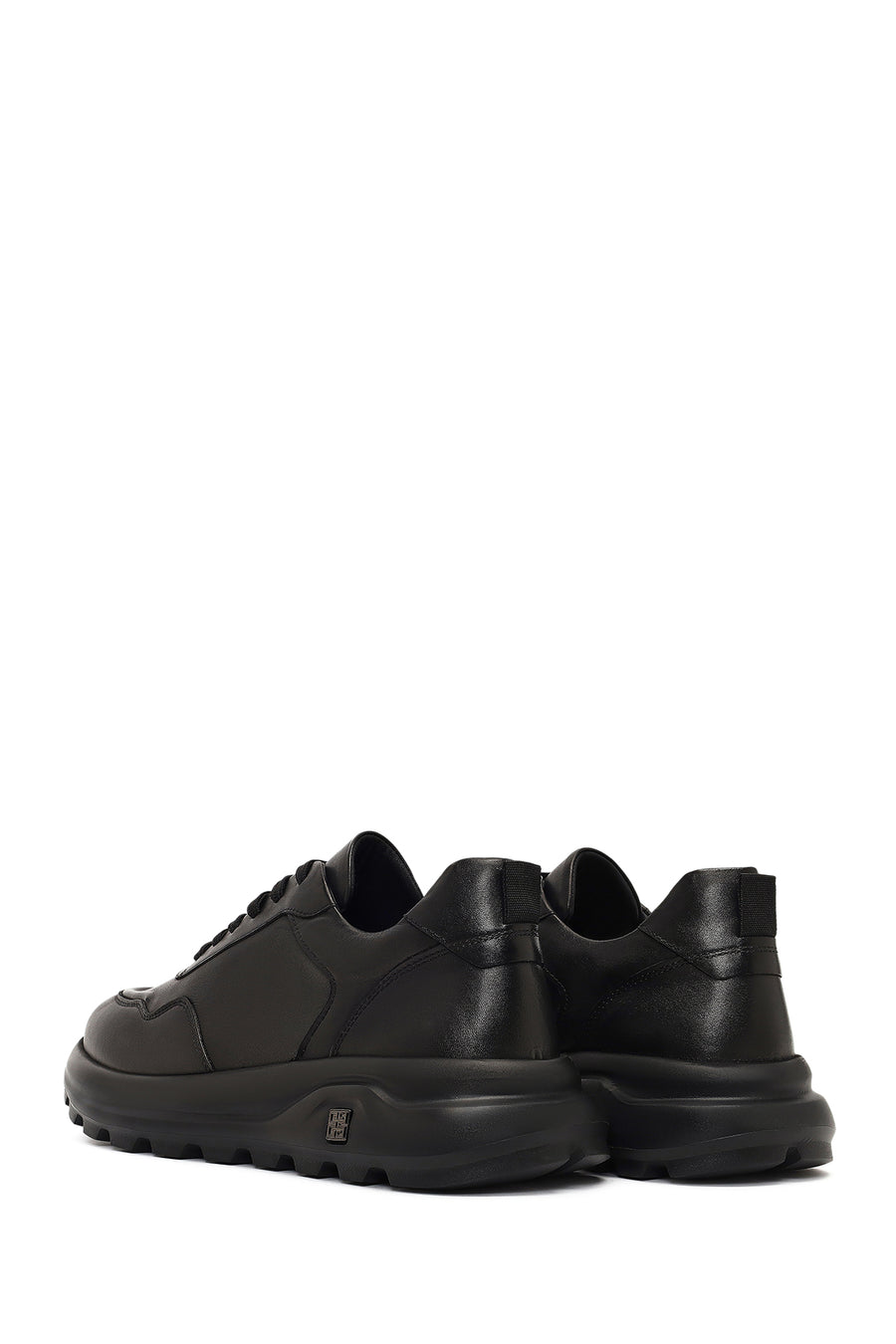 Erkek Siyah Bağcıklı Kalın Tabanlı Deri Sneaker