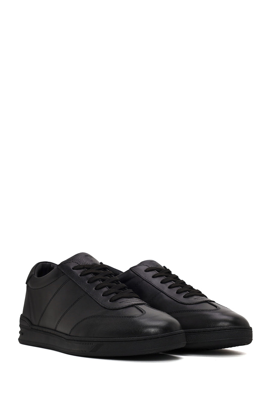 Male Black Lace-up Leather Casual Sneaker