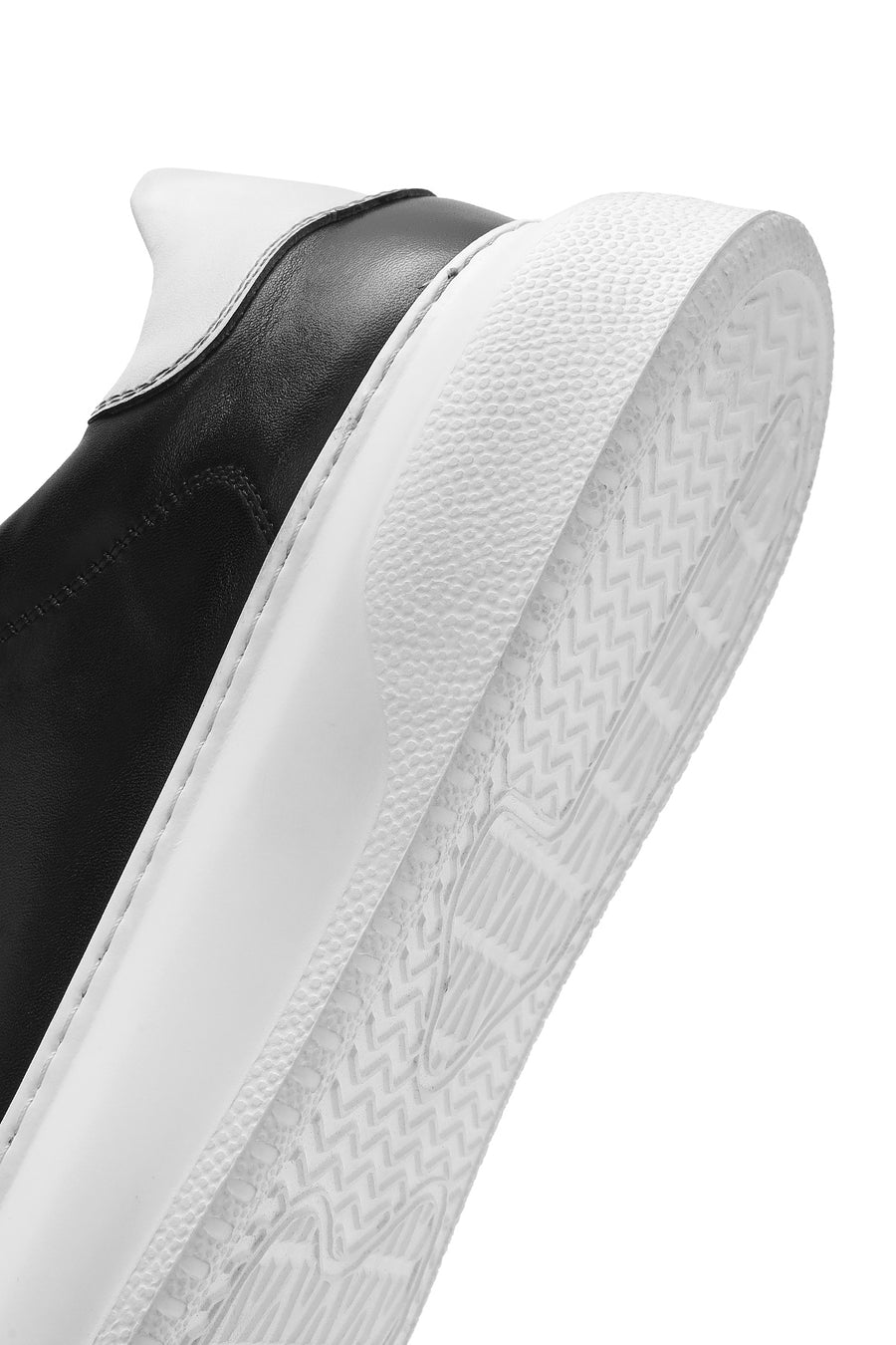 Erkek Siyah Bağcıklı Kalın Tabanlı Deri Sneaker