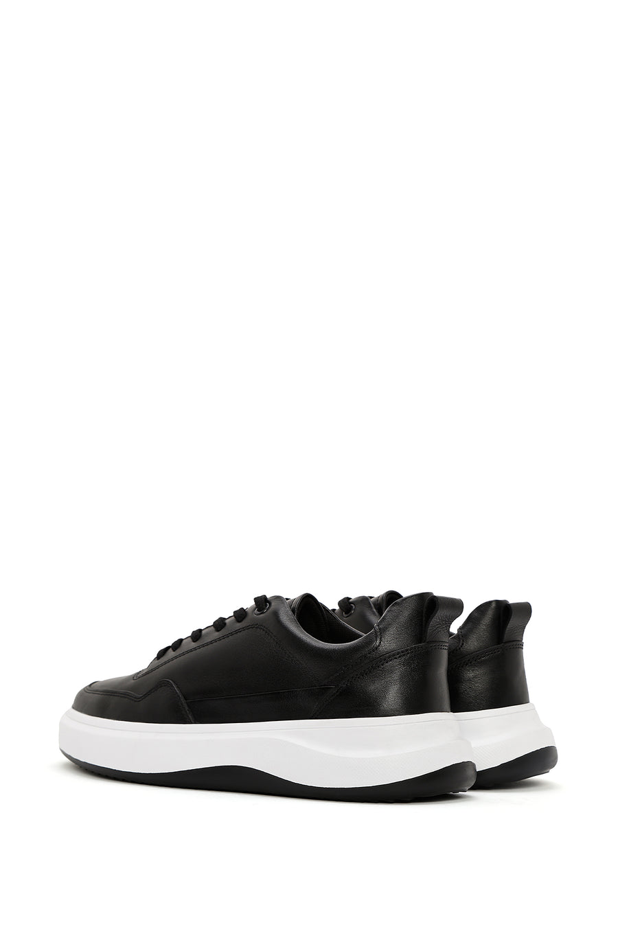 Men's Black Lace-up Leather Sneaker