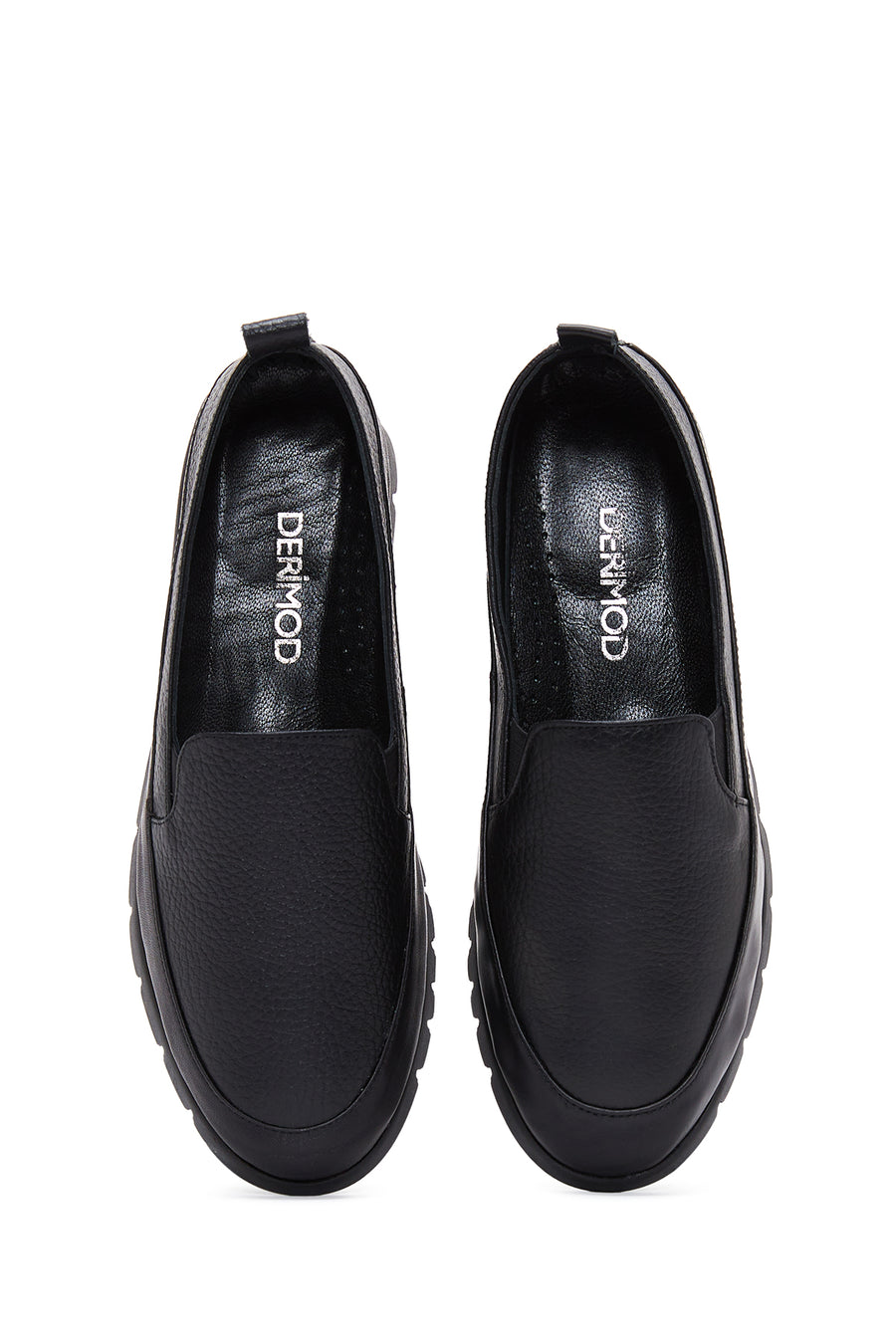 Woman Black Leather Comfort Loafer